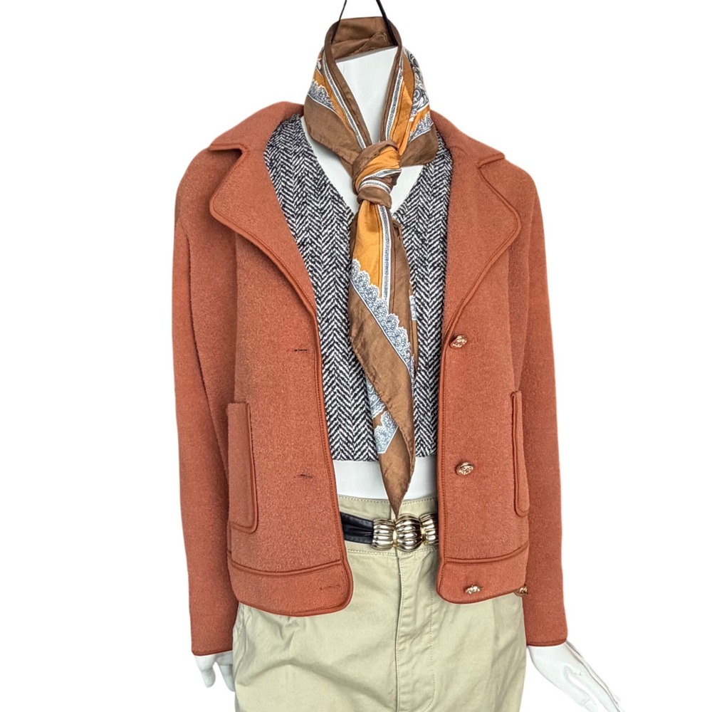 Tahari  Fleece Knit Blazer Gold Crest Buttons Preppy Jacket Dark Academia Sz M